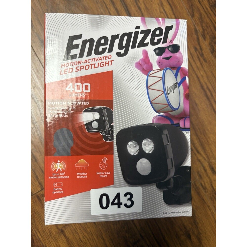 ENERGIZER Motion-Activated LED Spotlight 400 Lumens Outdoor Battery Operated E2